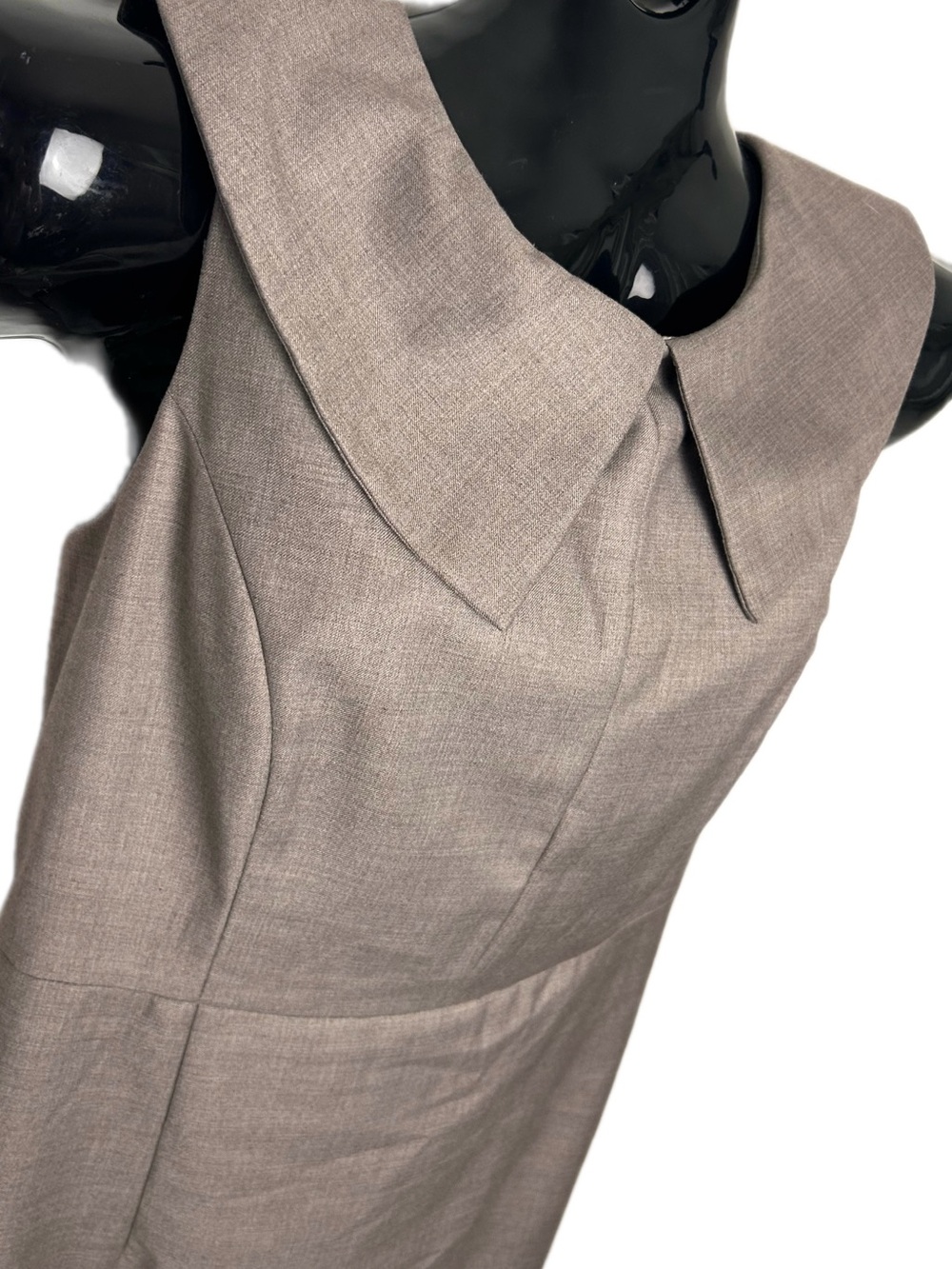 Gorgeous TCEC Sleeveless Shift Dress with Peter Pan Collar - Taupe *NWOT 🌸 - Picture 8 of 17